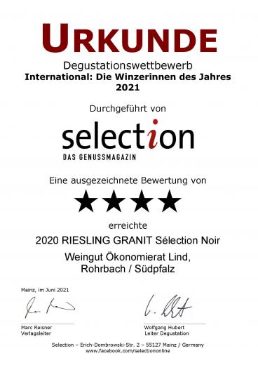 Urkunde Selection international: Die Winzerinnen des Jahres 2021_4 Sterne für unseren Riesling Granit Sélection Noir